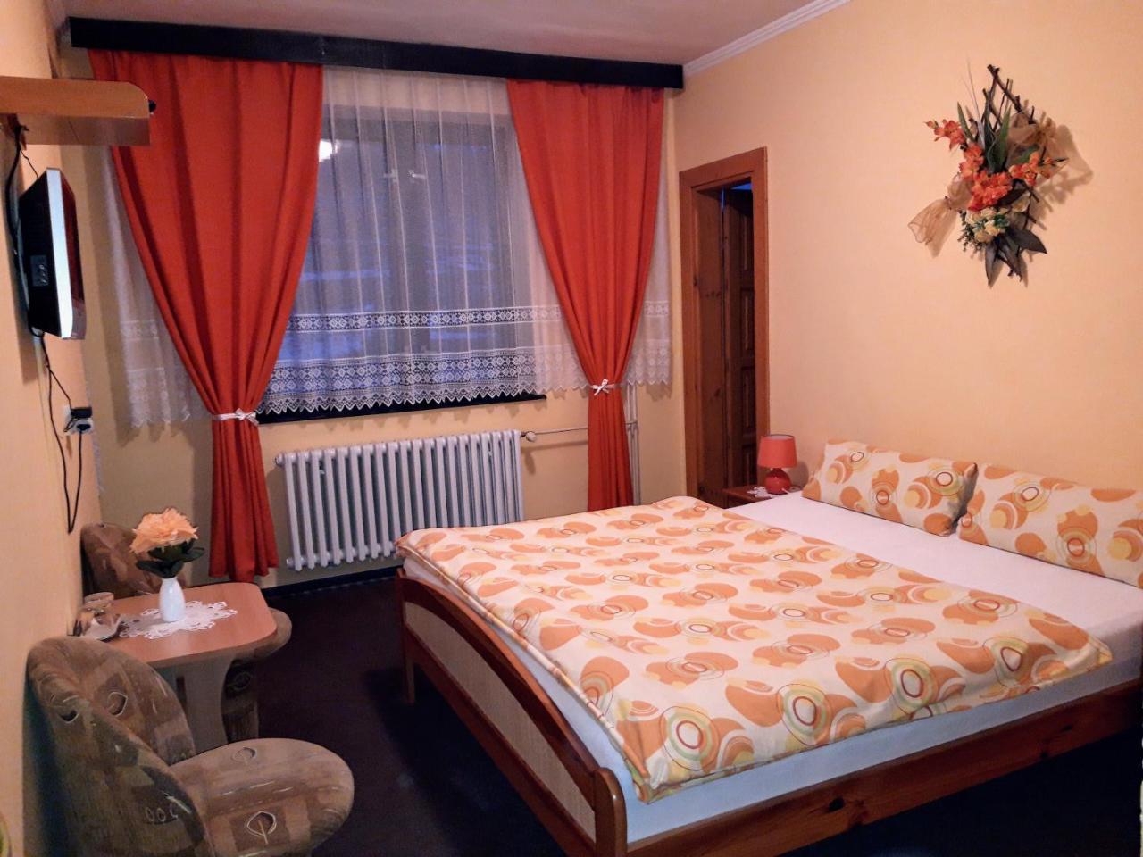 Penzion U Simona Vernar Luaran gambar